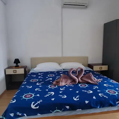 Apartment Franic Saplunara